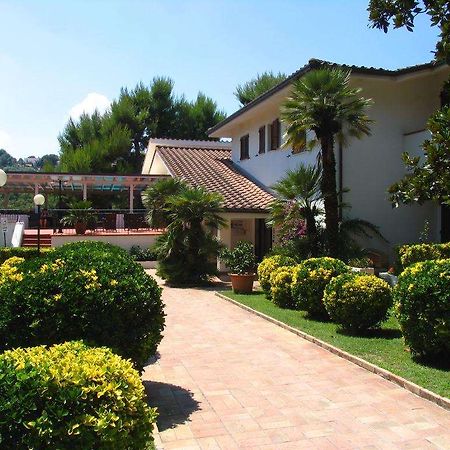Hotel Giardino Suites And Spa - Numana Konforlar fotoğraf